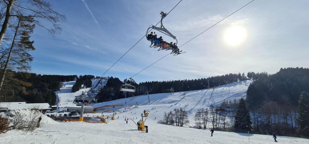Pistenblume Apartment - Skipiste, Stadtzentrum ヴィンターベルク エクステリア 写真